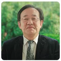 上海宏潤(rùn)博源學(xué)校總校長(zhǎng) 陳文國(guó)